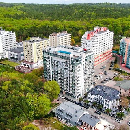 Mojemiedzyzdroje Lu 8B - Luksusowy Apartament 100 Metrow Od Morza Exteriör bild